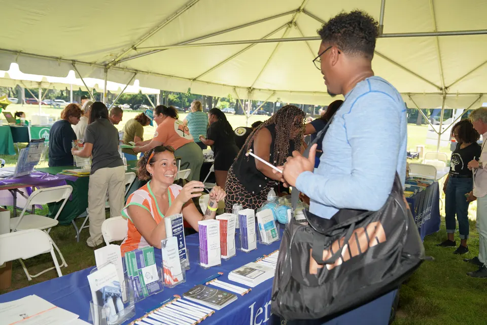 Feria de Salud Cerebral y de Recursos Comunitarios 2024, foto 231