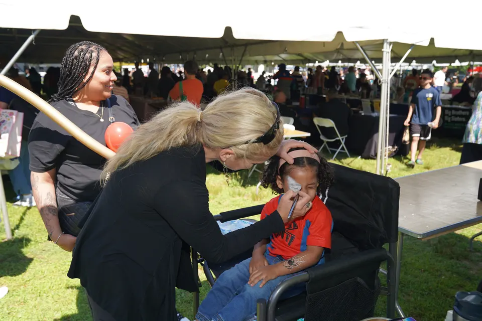 Feria de Salud Cerebral y de Recursos Comunitarios 2024, foto 61