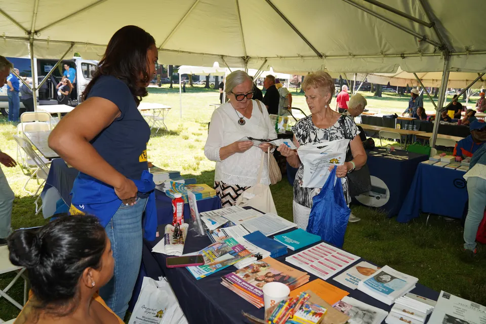 Feria de Salud Cerebral y de Recursos Comunitarios 2024, foto 237