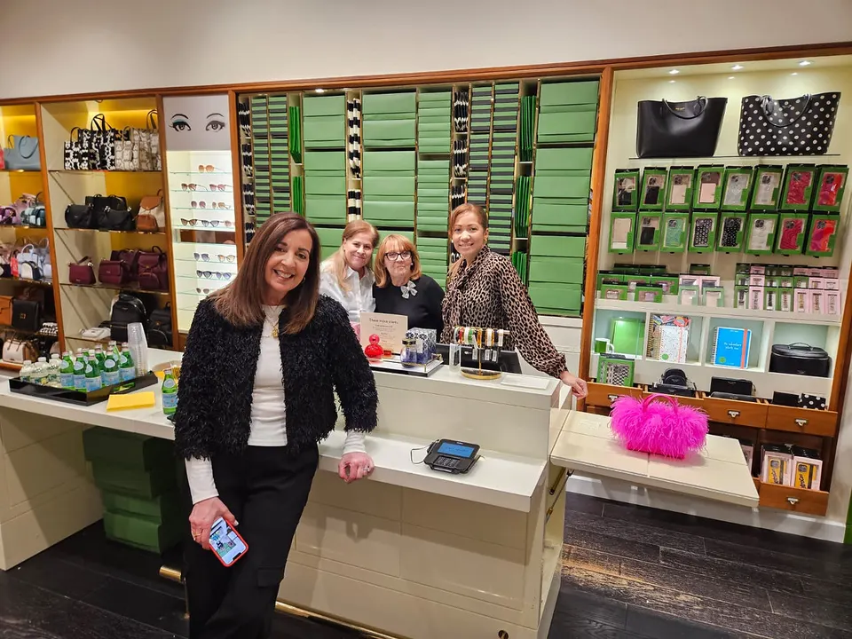Recaudación de Fondos de Kate Spade Apoya a Act Now Foundation (2023), foto 3