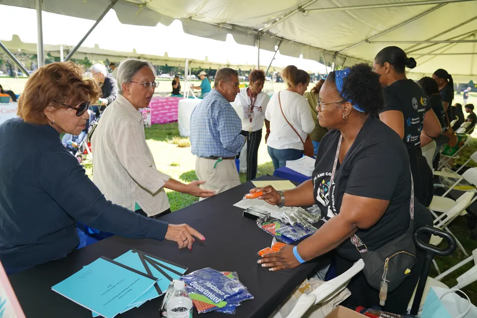 Feria de Salud Cerebral y de Recursos Comunitarios 2024, foto 245
