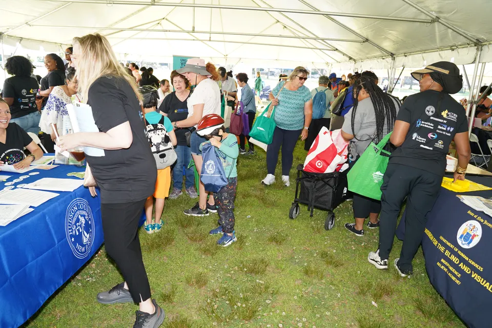 Feria de Salud Cerebral y de Recursos Comunitarios 2024, foto 185